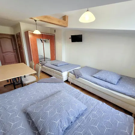 Aparthotel Ambrozja 3*